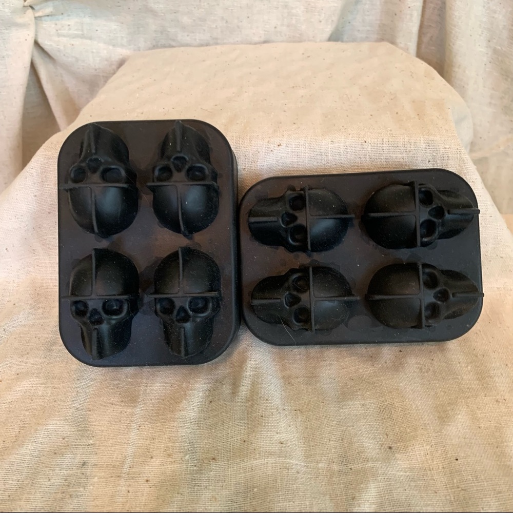 Skull ice cubes